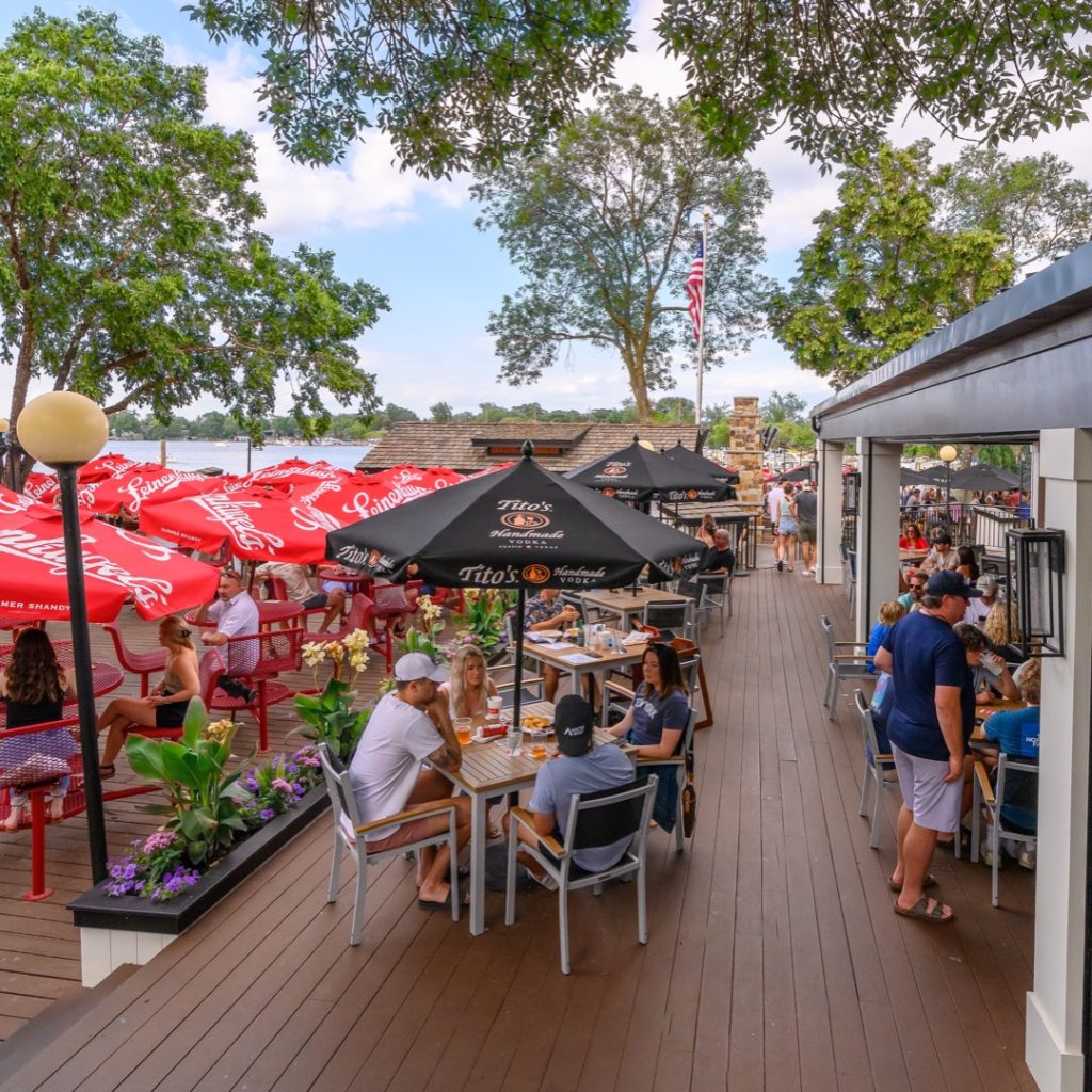  Maynards Restaurant Excelsior, MN