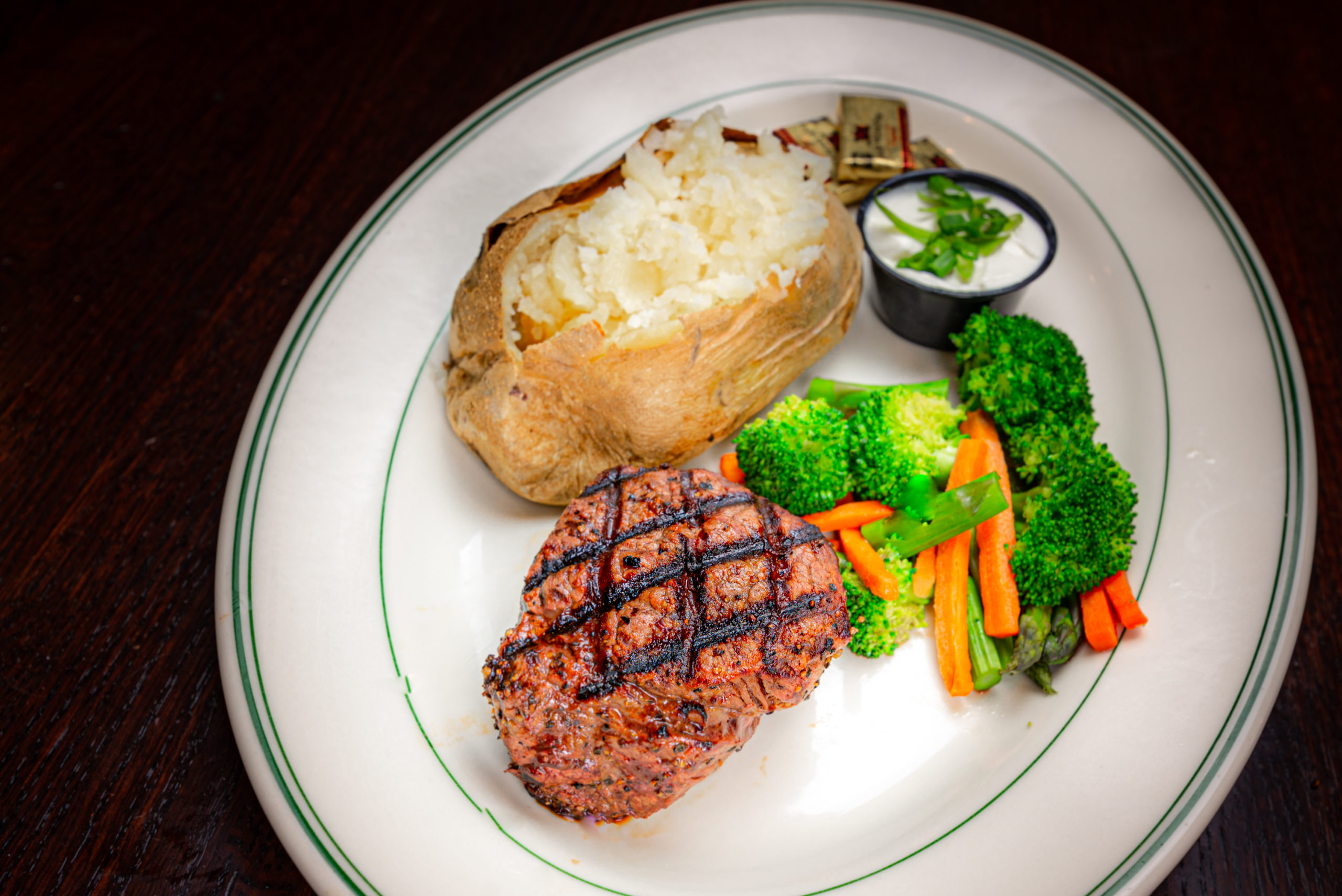  Maynards Restaurant Excelsior, MN